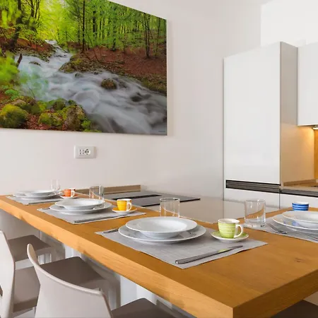 - Centro & Alpe Adria Bike - 102 Apartament *